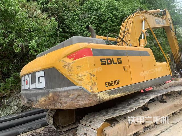 整機右后45°（整機外觀）