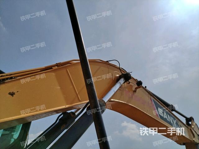 大臂整體?右側(工作和回轉裝置) 大臂整體?右側(工作和回轉裝置)