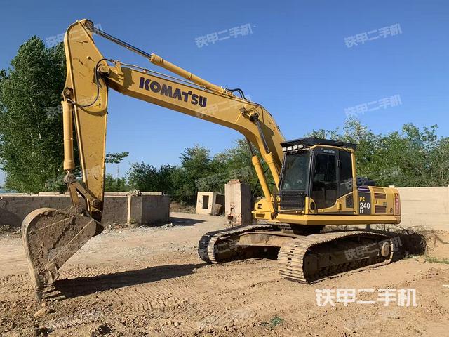 小松PC240LC-8M0挖掘機