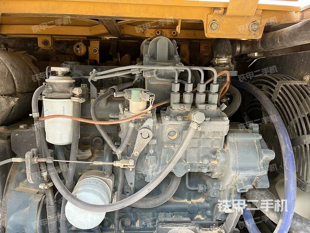 發(fā)動(dòng)機(jī)整體俯視（整機(jī)外觀）