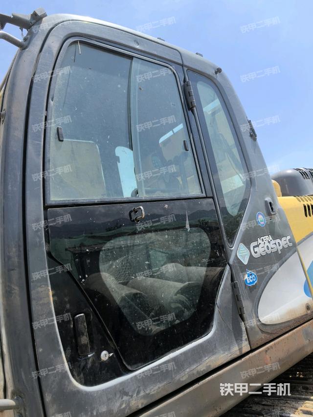 驾驶室正侧（驾驶室部分）