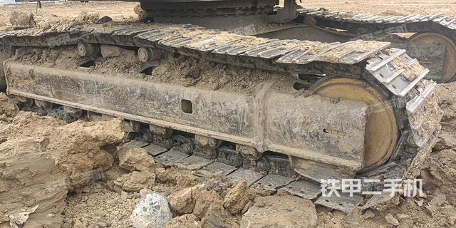 单侧履带整体（整机外观）