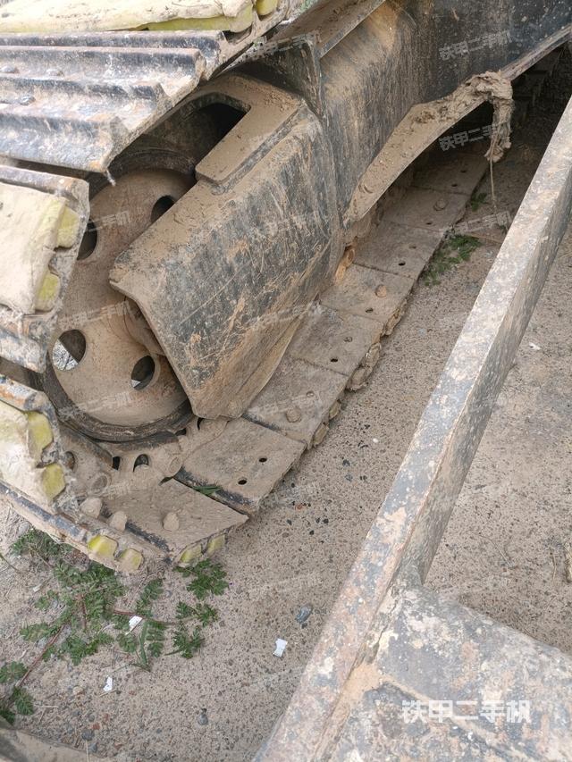 右導(dǎo)向輪（行走機(jī)構(gòu)）