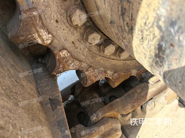 右側履帶整體(行走機構) 右側履帶整體(行走機構)