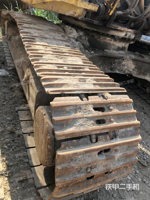 左側履帶整體?(行走機構) 左側履帶整體?(行走機構)