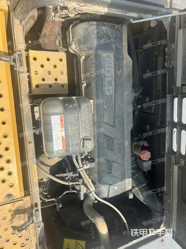 發(fā)動機整體俯視（整機外觀）