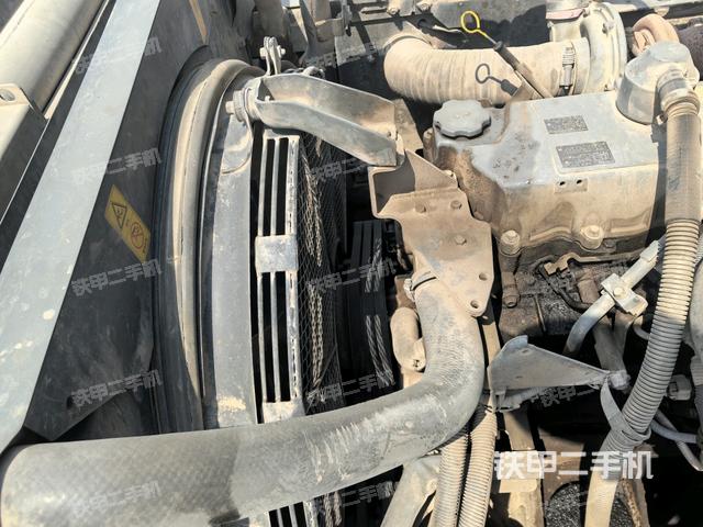 水箱+風扇特寫(上車部件) 水箱+風扇特寫(上車部件)