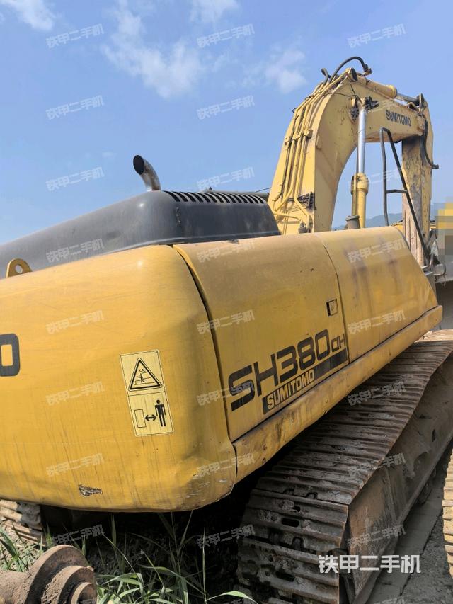 右后45(整機外觀) 右后45(整機外觀)