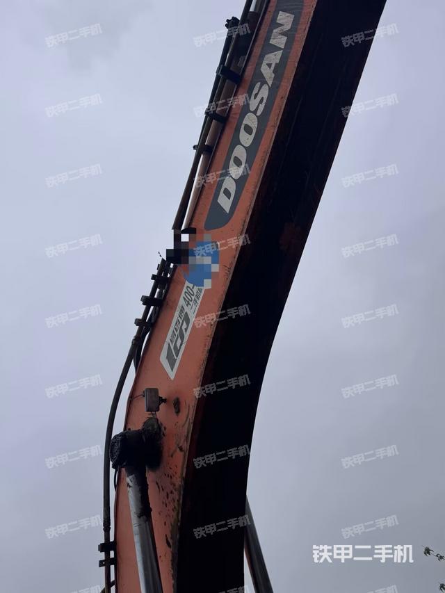 大臂整體?右側(cè)（工作和回轉(zhuǎn)裝置）