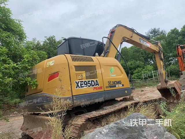 整機(jī)右后45°(整機(jī)外觀) 整機(jī)右后45°(整機(jī)外觀)