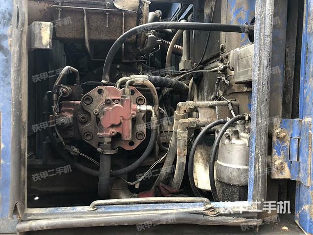 液壓泵室（大件艙室）