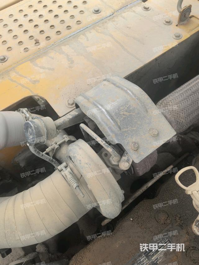 增壓器特寫(xiě)(上車部件) 增壓器特寫(xiě)(上車部件)