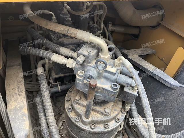 回轉(zhuǎn)馬達（上車部件）