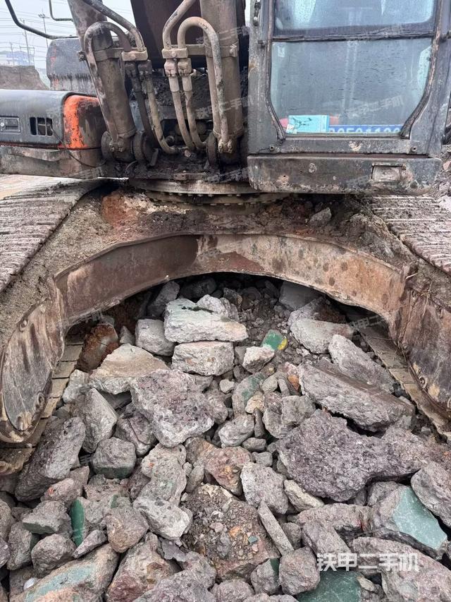 大臂根部?斜視（工作和回轉(zhuǎn)裝置）