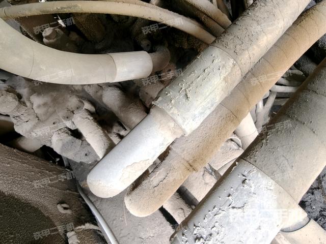 氣門室蓋螺絲特寫(上車部件) 氣門室蓋螺絲特寫(上車部件)