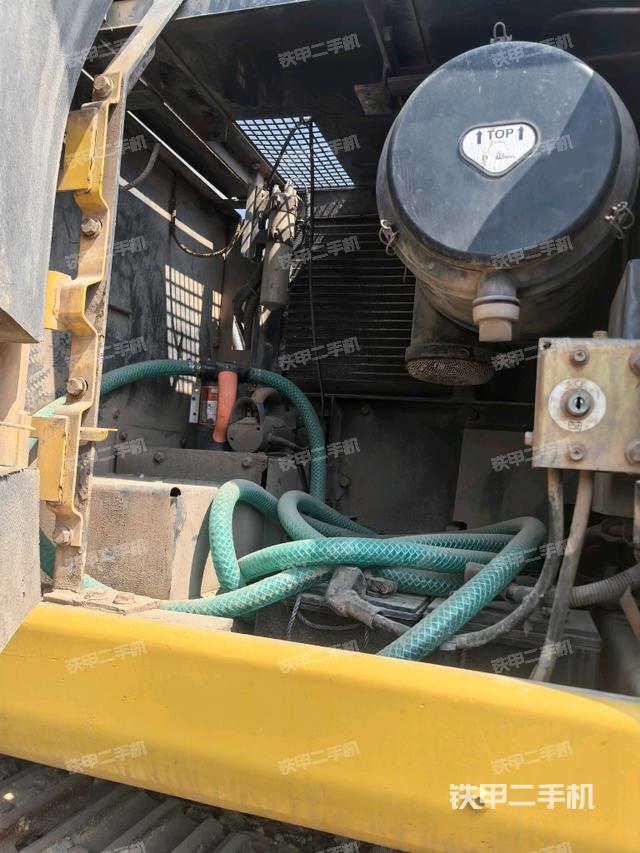 電瓶(大件艙室) 電瓶(大件艙室)