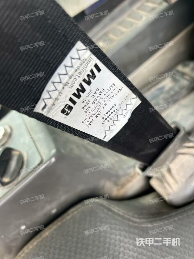 后窗玻璃角標(biāo)（駕駛室部分）