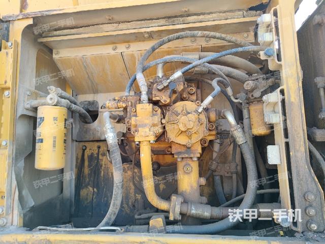 液壓泵室（大件艙室）