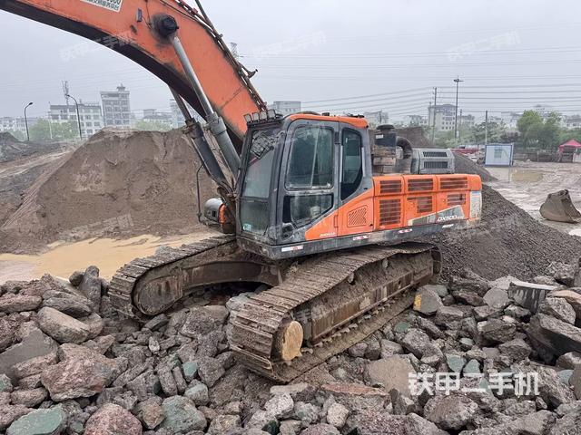 右后45（整機(jī)外觀）