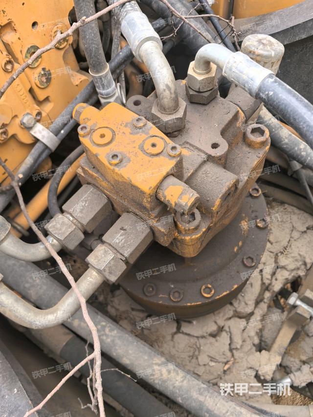 回轉(zhuǎn)馬達(dá)（上車部件）