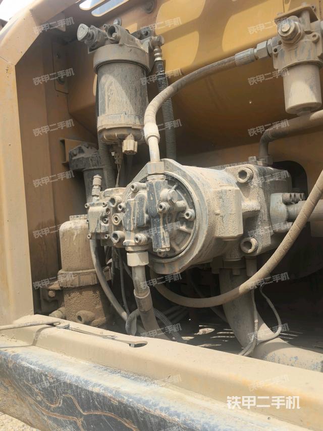 液壓泵室(大件艙室) 液壓泵室(大件艙室)