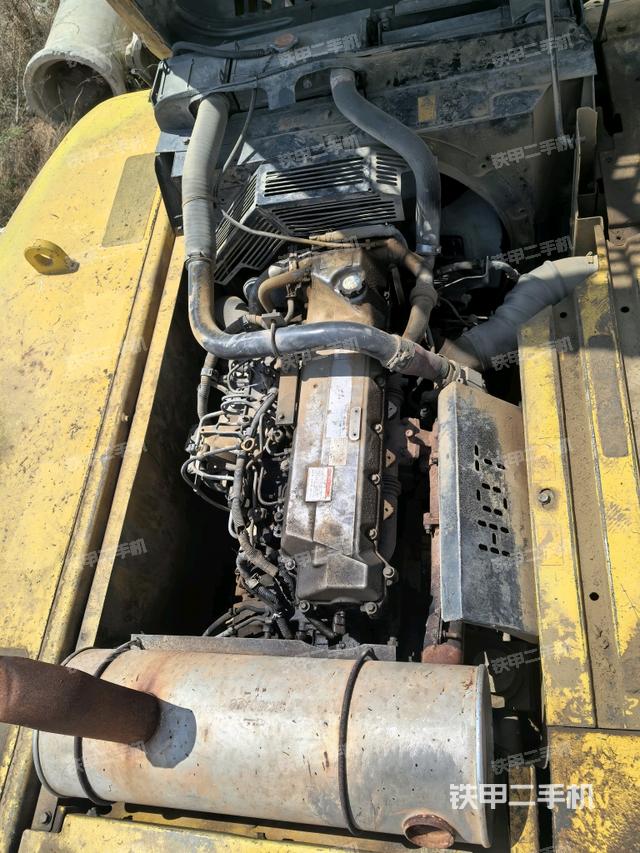 发动机室（上车部件）