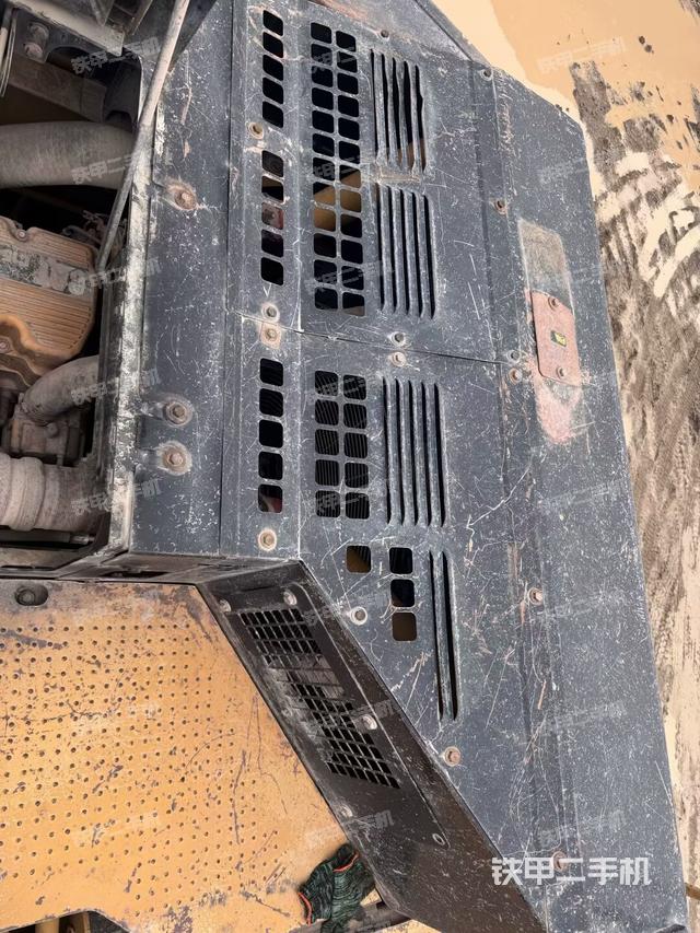 氣門(mén)室蓋螺絲特寫(xiě)(上車(chē)部件) 氣門(mén)室蓋螺絲特寫(xiě)(上車(chē)部件)