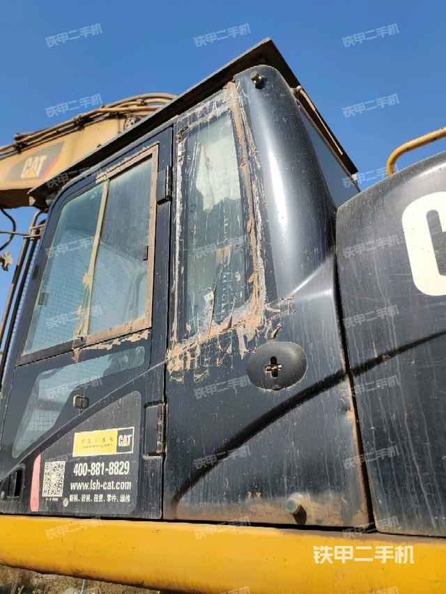 駕駛室左后45度（駕駛室部分）