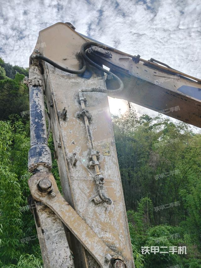 大臂整體?右側(cè)(工作和回轉(zhuǎn)裝置) 大臂整體?右側(cè)(工作和回轉(zhuǎn)裝置)