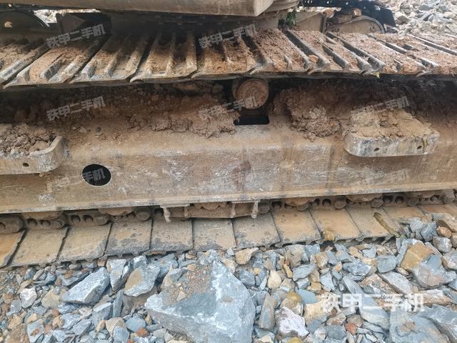 右側(cè)履帶整體（行走機(jī)構(gòu)）