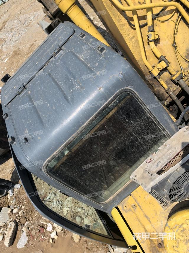 驾驶室顶部俯视（上车部件）