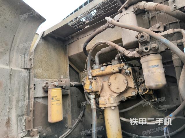 液壓泵斜45?左（大件艙室）