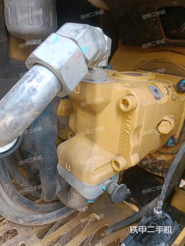 液壓泵室（大件艙室）