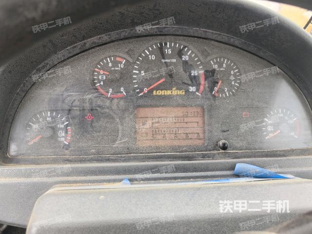 小時(shí)表里程數(shù)(駕駛室部分) 小時(shí)表里程數(shù)(駕駛室部分)