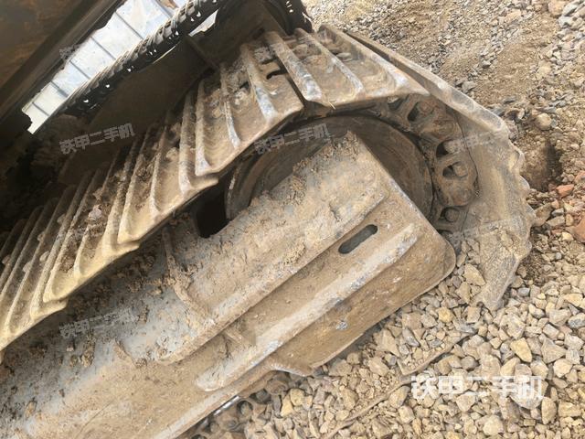 左驅(qū)動(dòng)輪(行走機(jī)構(gòu)) 左驅(qū)動(dòng)輪(行走機(jī)構(gòu))