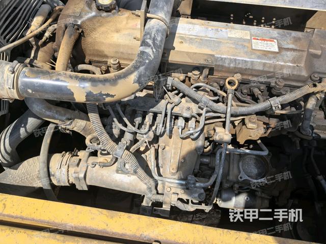 气门室盖螺丝特写（上车部件）