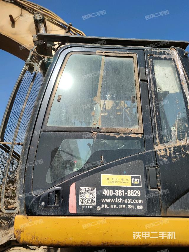 駕駛室正側(cè)（駕駛室部分）