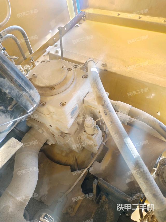 液壓泵室(大件艙室) 液壓泵室(大件艙室)