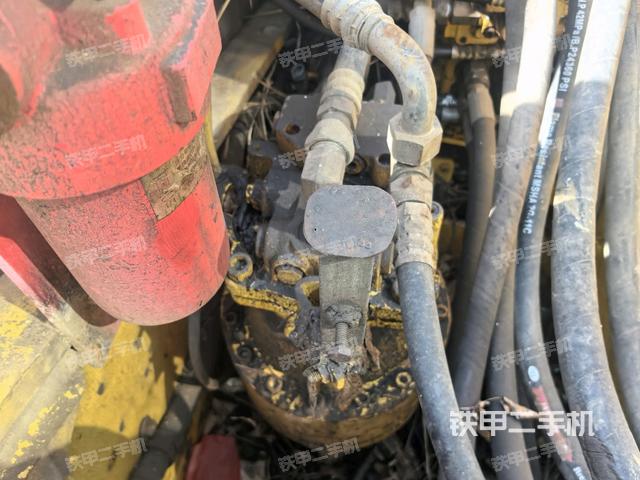 回轉(zhuǎn)馬達（上車部件）