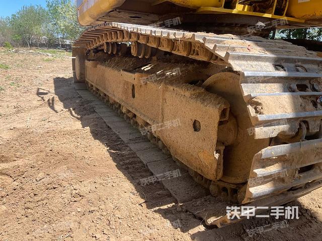 小松PC200-8M0挖掘机的设备实拍-第3张实拍照片