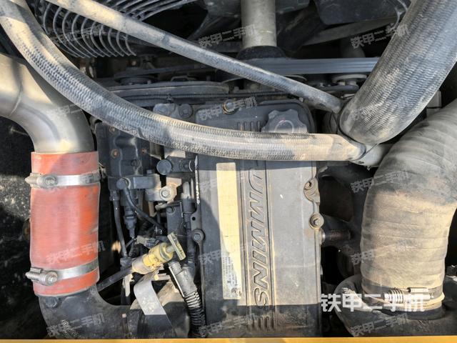 氣門室蓋螺絲特寫(上車部件) 氣門室蓋螺絲特寫(上車部件)