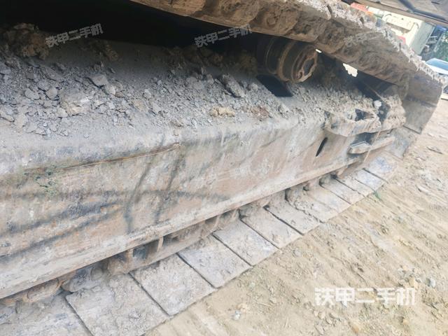 右側(cè)行走馬達(dá)蓋板（行走機(jī)構(gòu)）