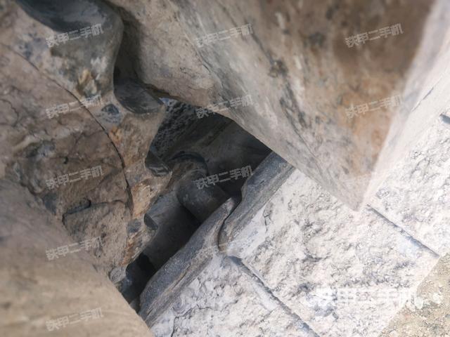 左導(dǎo)向輪（行走機(jī)構(gòu)）