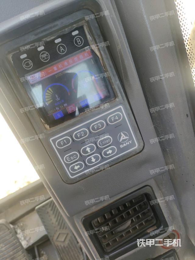 小時(shí)表（駕駛室部分）