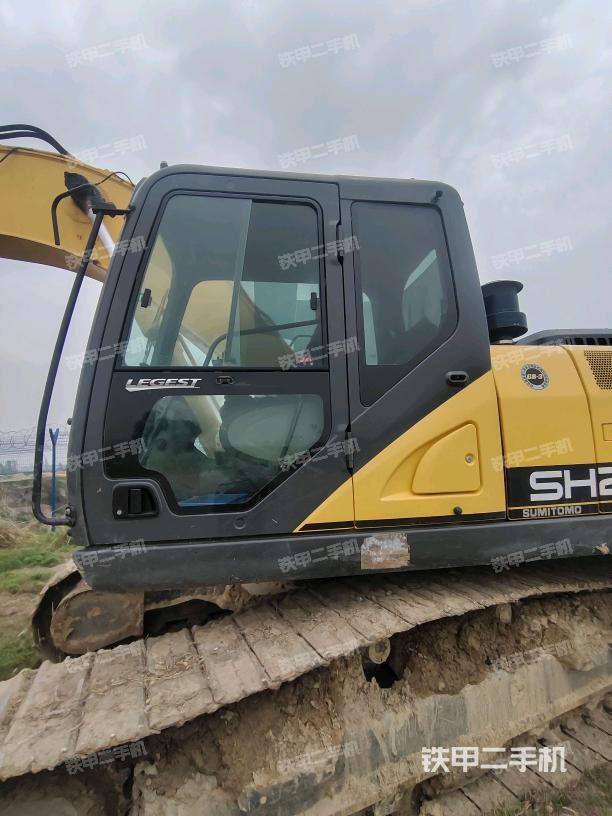 駕駛室正側(cè)(駕駛室部分) 駕駛室正側(cè)(駕駛室部分)