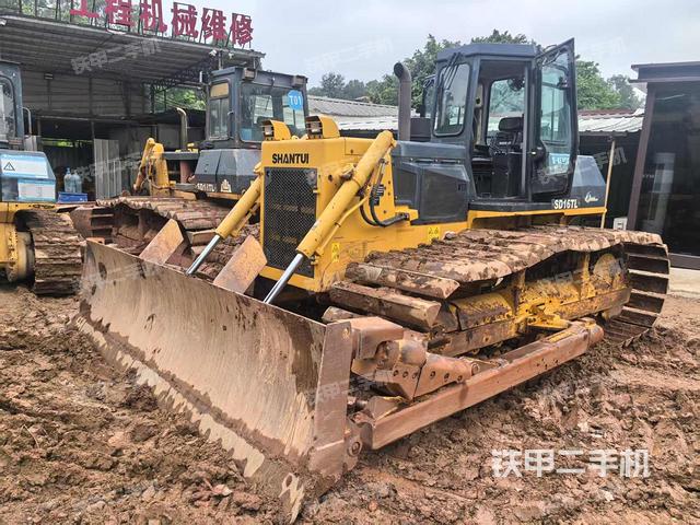 整機右側(設備外觀及核心部件) 整機右側(設備外觀及核心部件)