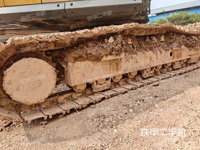 左側(cè)行走馬達(dá)蓋板（行走機(jī)構(gòu)）