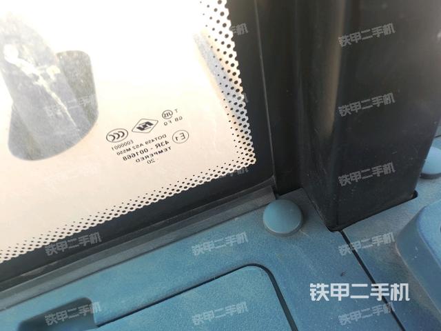 后窗玻璃角標(biāo)（駕駛室部分）