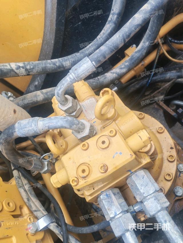 回轉(zhuǎn)馬達(dá)（上車部件）