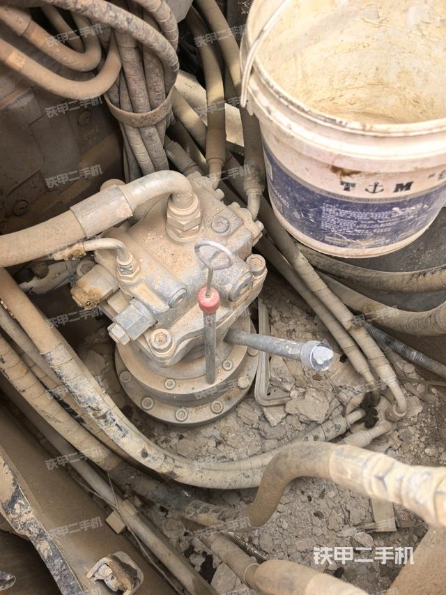 回轉(zhuǎn)馬達(dá)（上車部件）